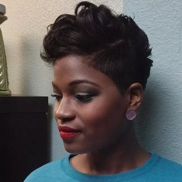 Discover Anita Baker’s Iconic Haircut Styles For A Timeless Look!