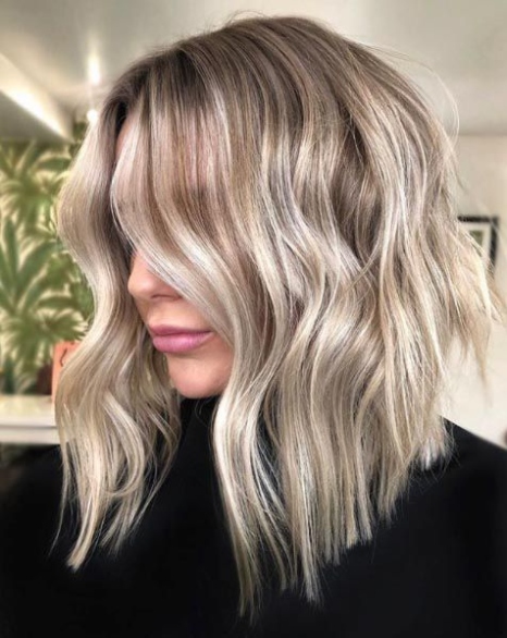 Niche Utama 2  Best Mid Length Blonde Hairstyles To Show Your Stylist